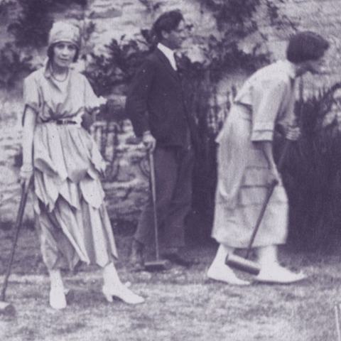 Vivienne Eliot with friends, 1921: photograph by Lady Ottoline Morrell